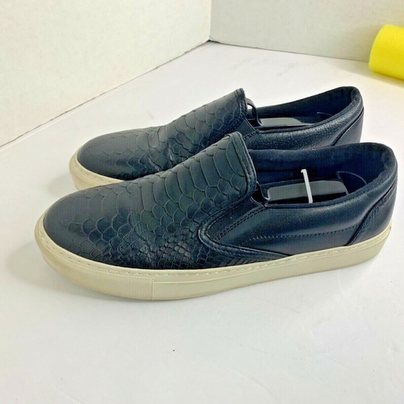 KG Kurt Geiger Womens Sz 8 41 Black Textured Flat Slip on Sneaker Shoes - Picture 1 of 6